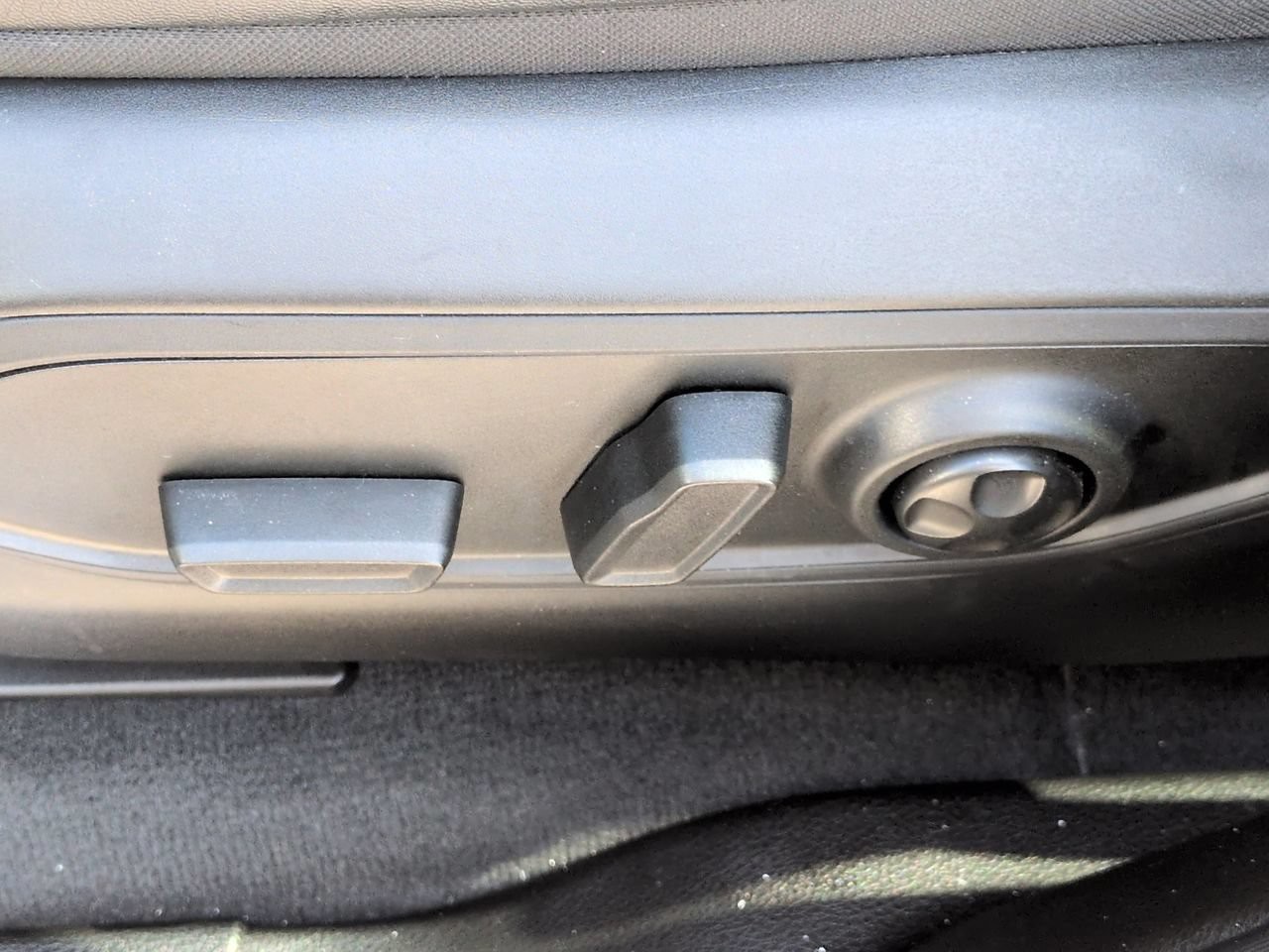 Used 2024 Black Jeep Overland image 20