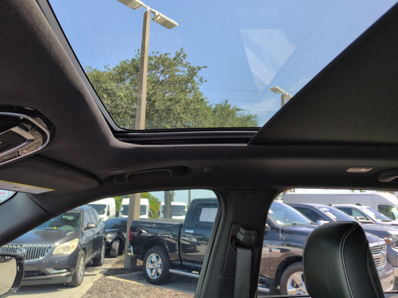 Used 2024 Black Jeep Overland image 21