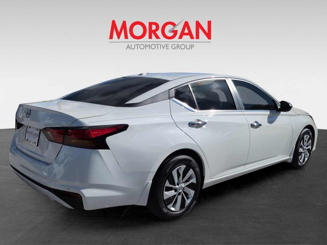 Used 2025 White Nissan 2.5 S image 5