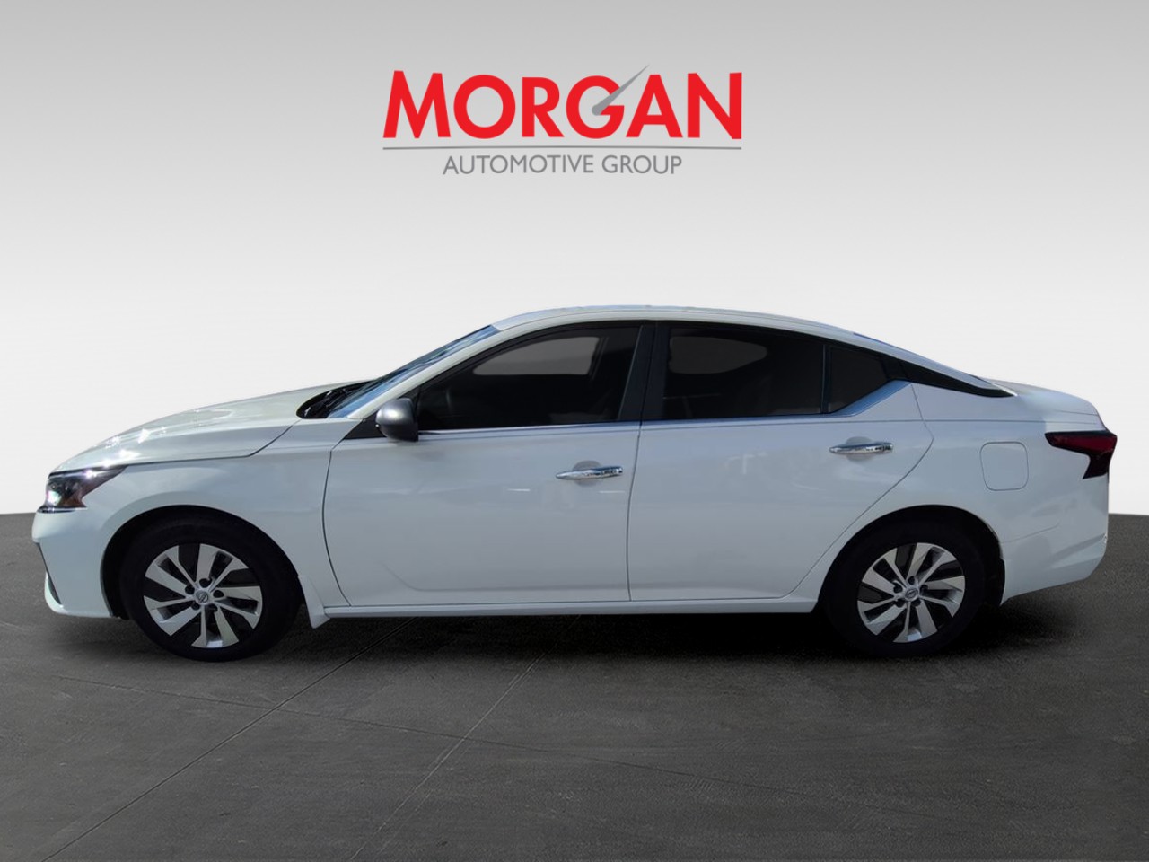 Used 2025 White Nissan 2.5 S image 8