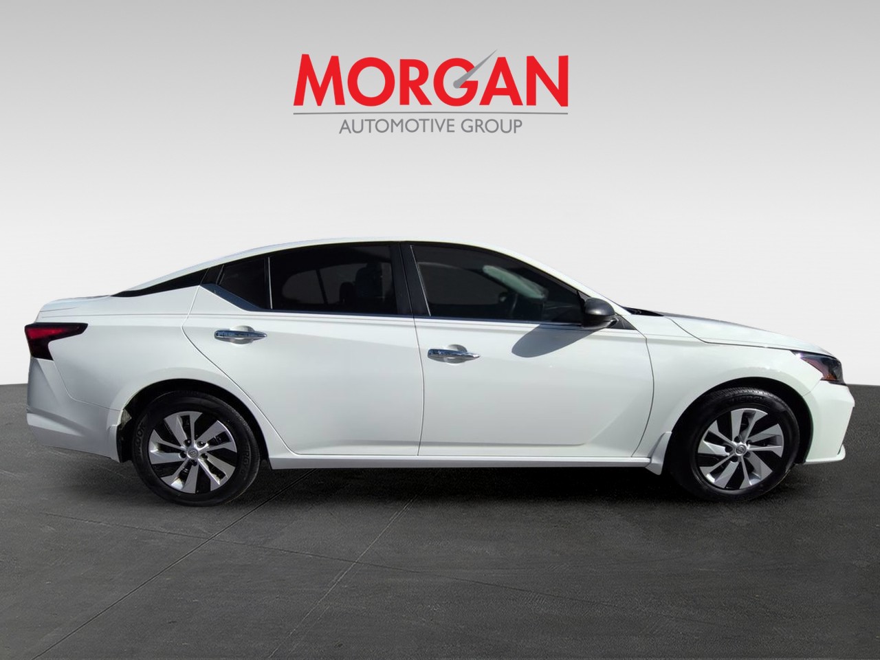 Used 2025 White Nissan 2.5 S image 4