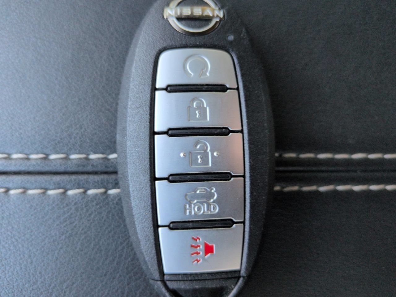 Used 2025 White Nissan 2.5 S image 28