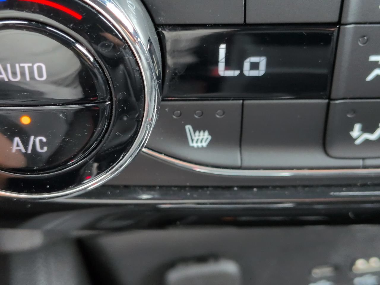 Used 2024 White Chevrolet RS image 23