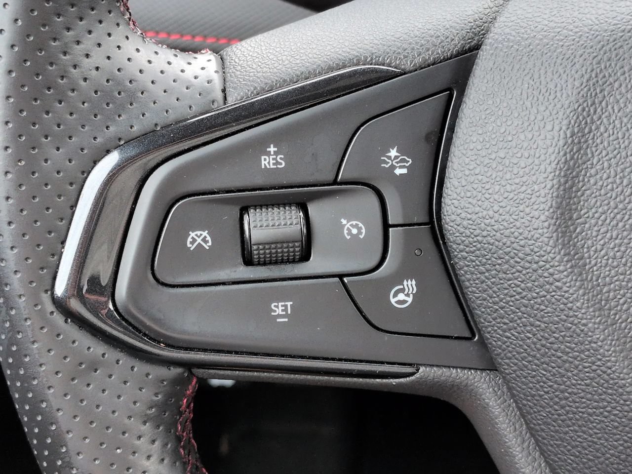 Used 2024 White Chevrolet RS image 25
