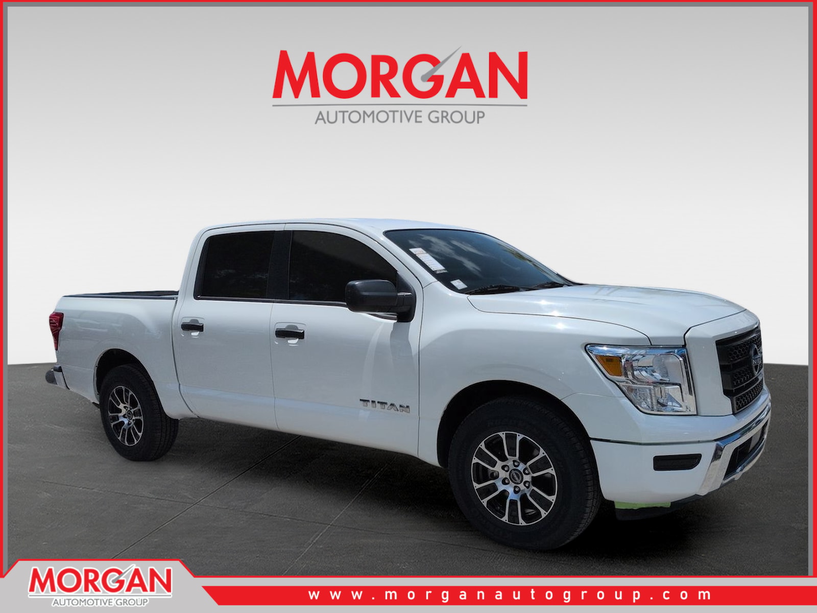 2023 Nissan Titan SV