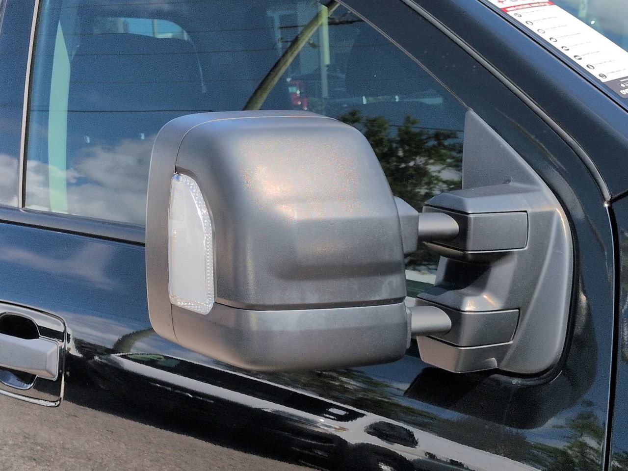 Used 2023 Black Nissan SV image 12