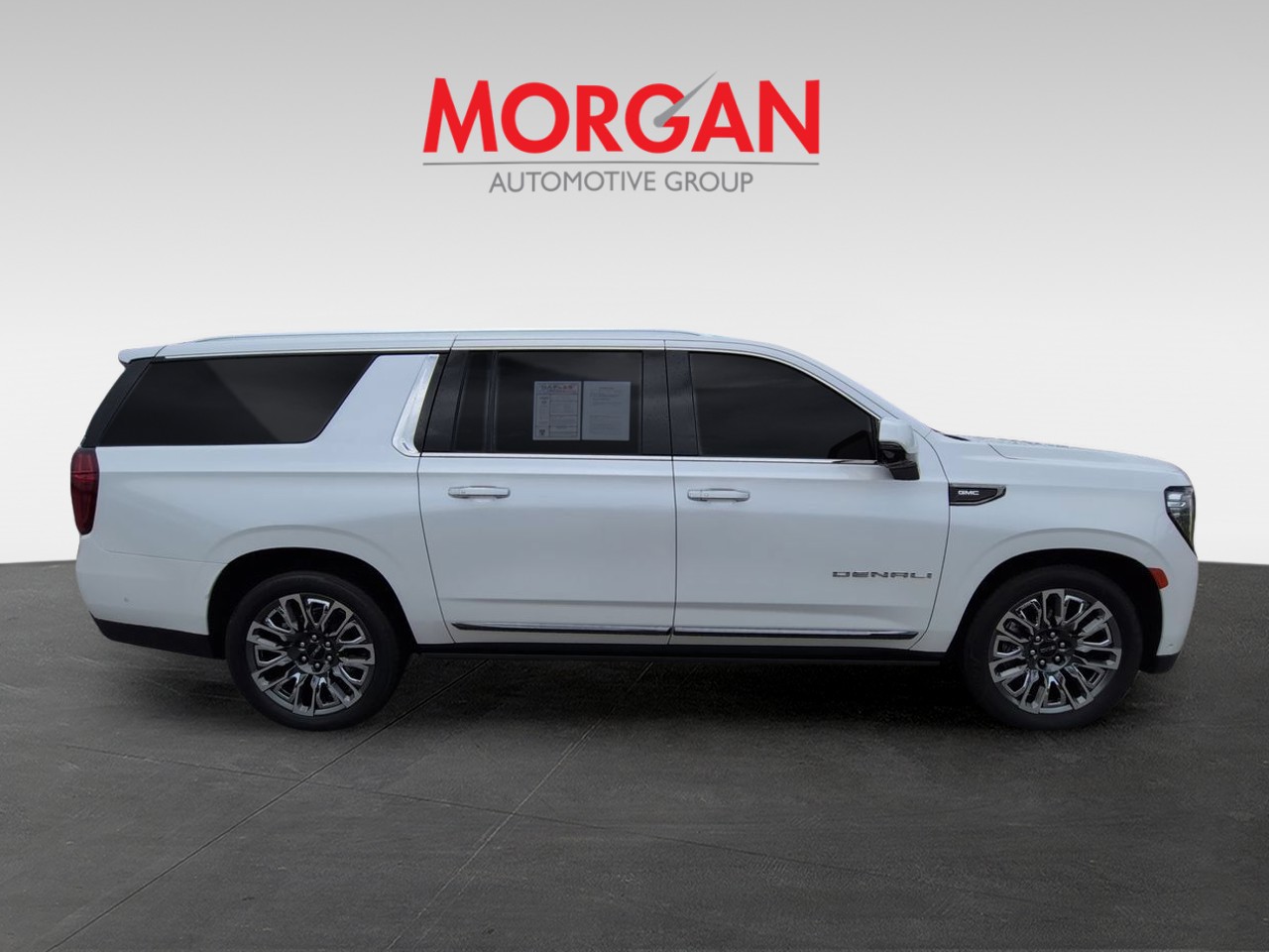 Used 2023 White GMC Denali Ultimate image 4