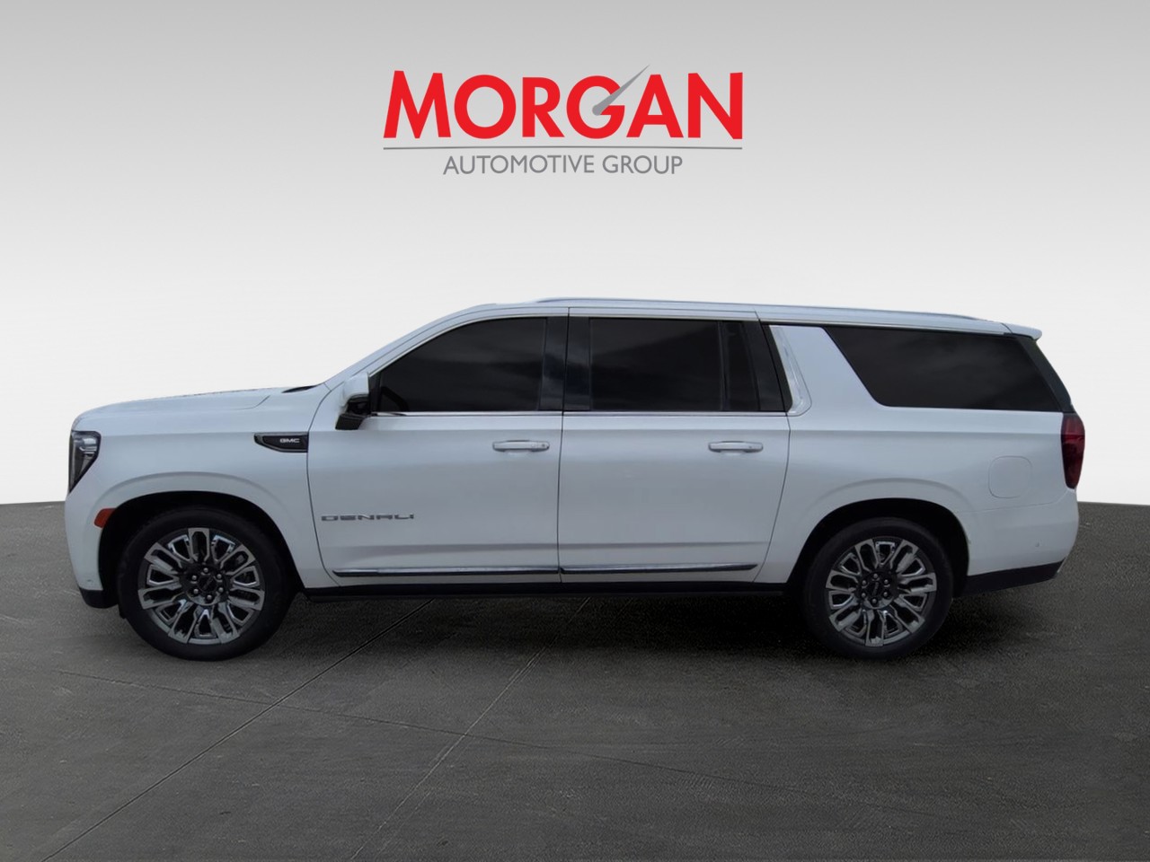 Used 2023 White GMC Denali Ultimate image 8