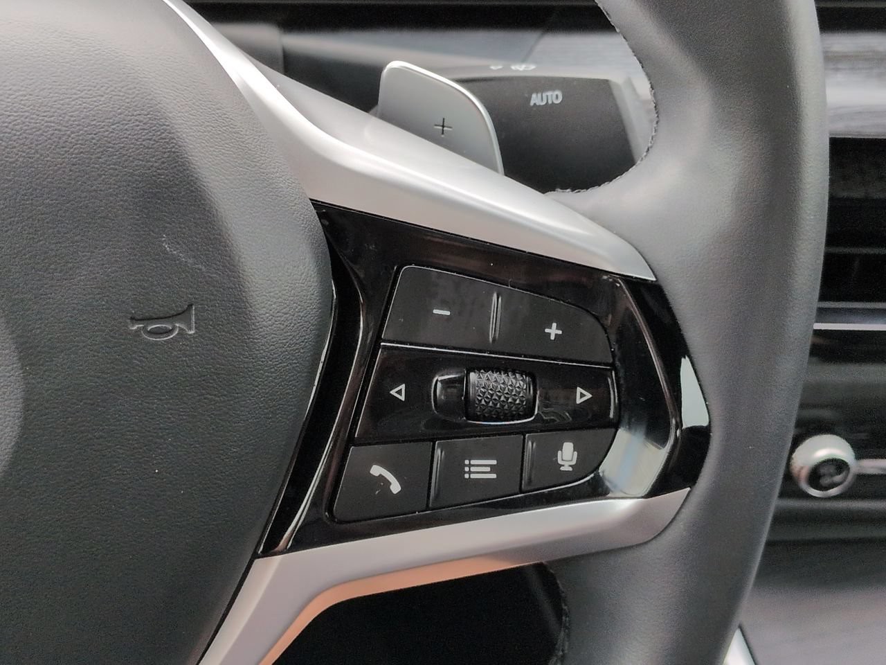Used 2025 Gray BMW 430i image 25