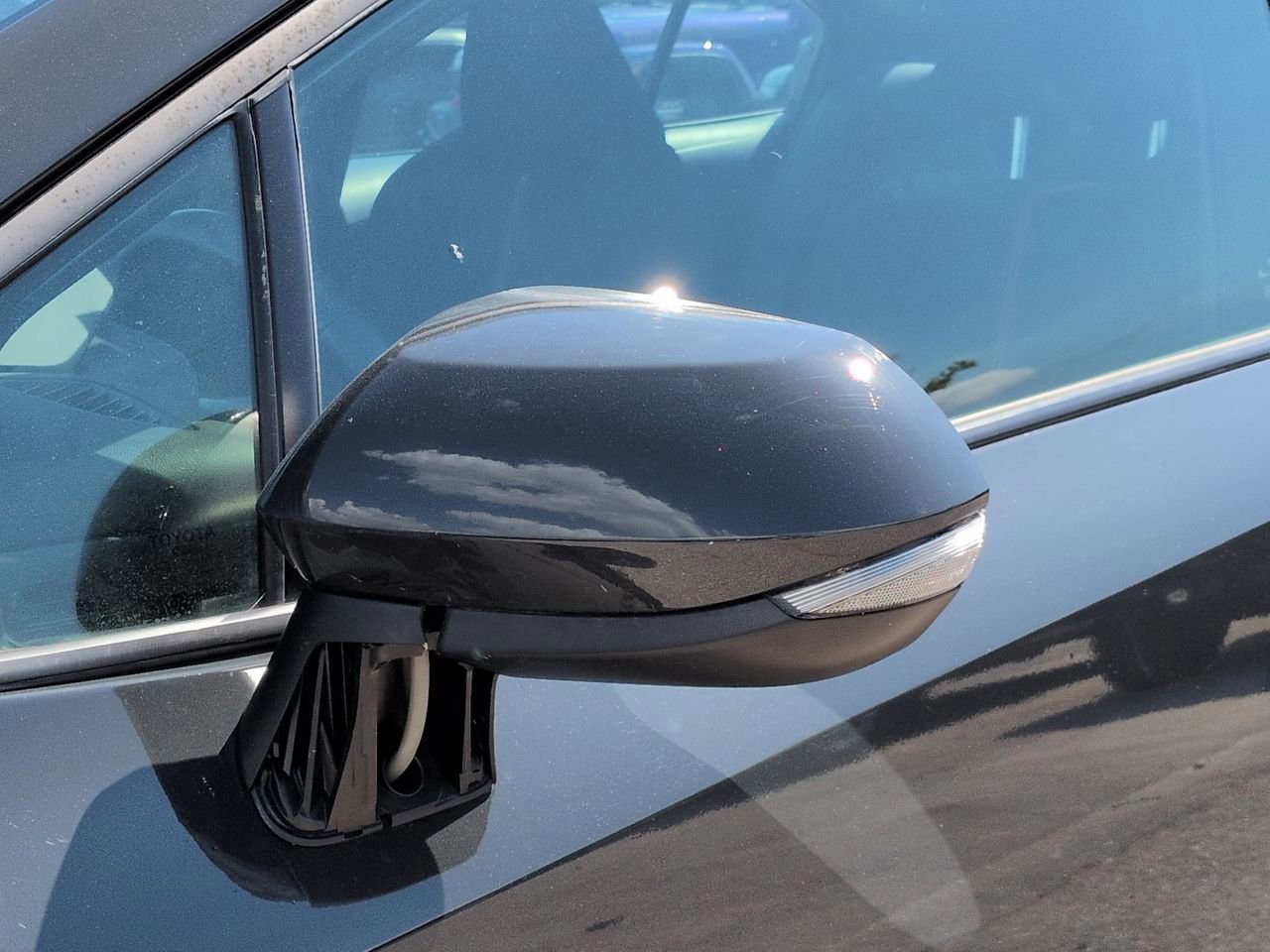 Used 2023  Toyota SE image 12