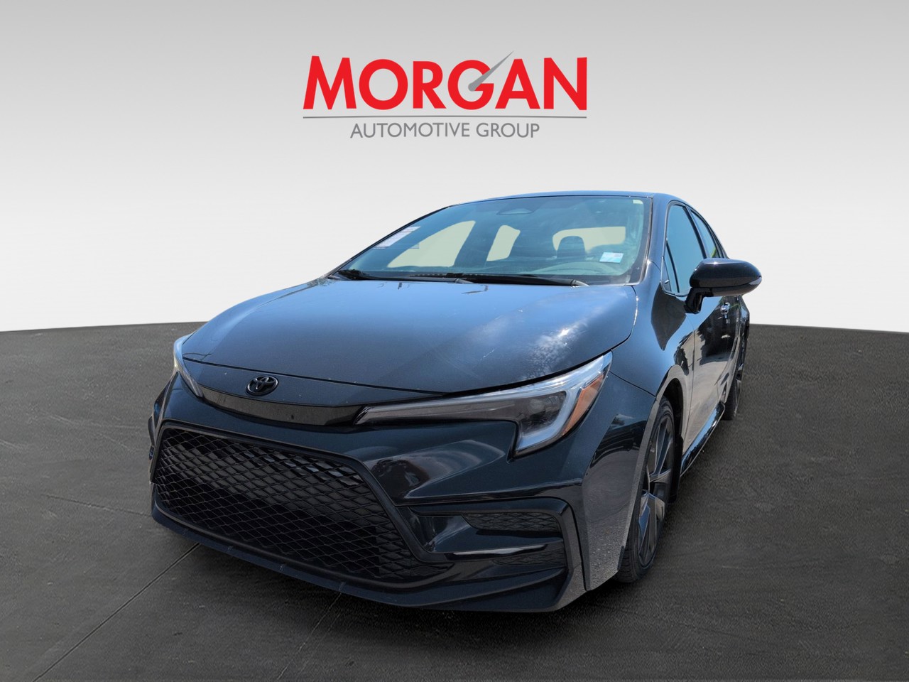 Used 2023  Toyota SE image 9
