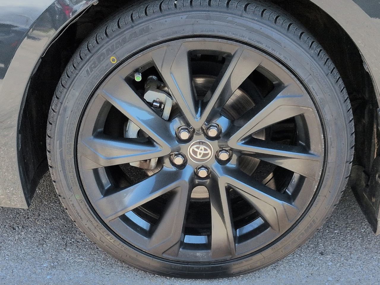 Used 2023  Toyota SE image 11