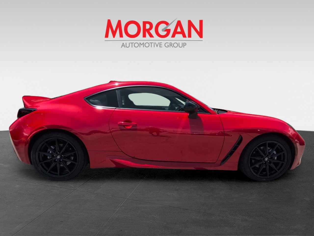 Used 2023  Toyota Premium image 4