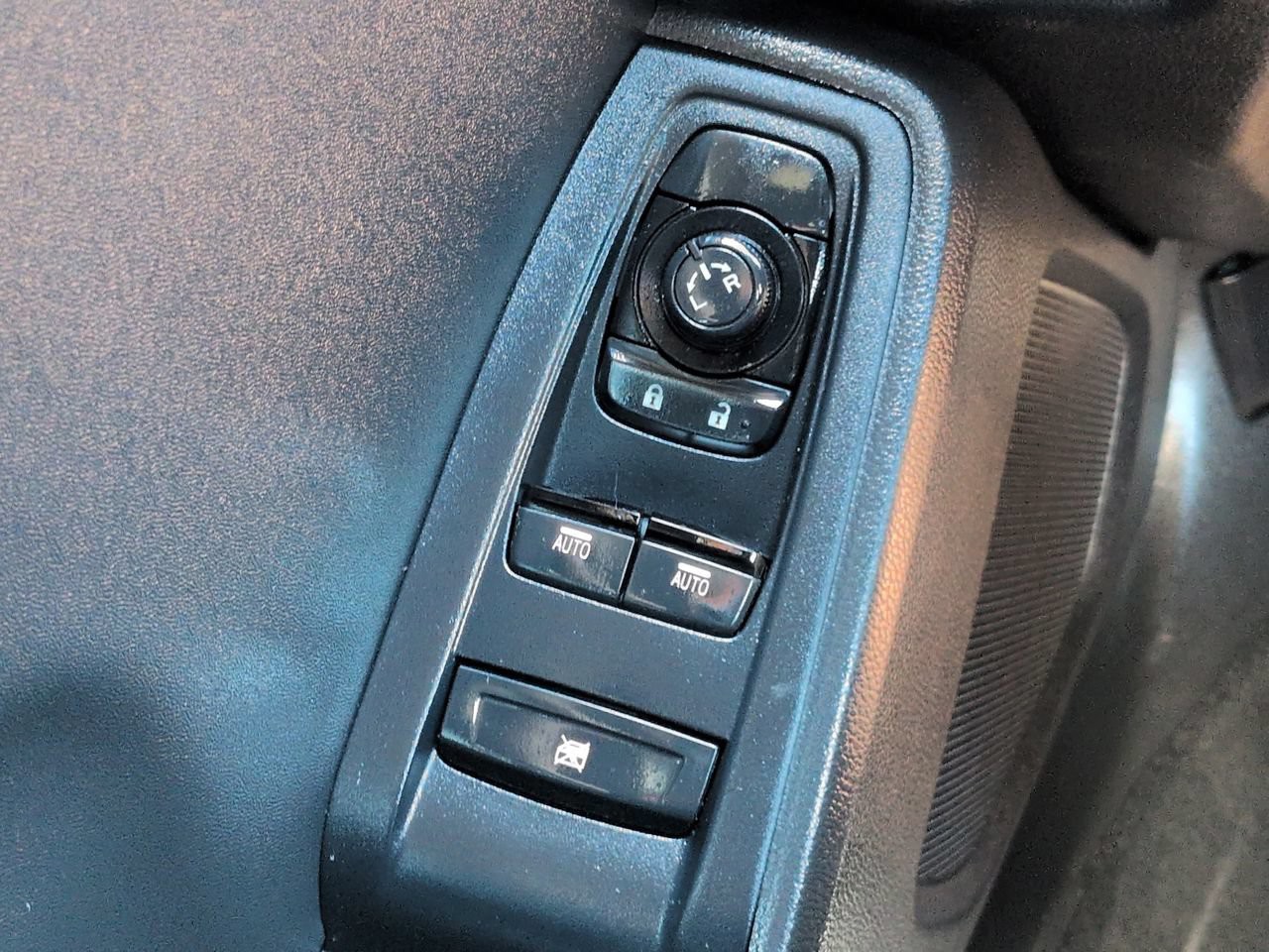 Used 2023  Toyota Premium image 21