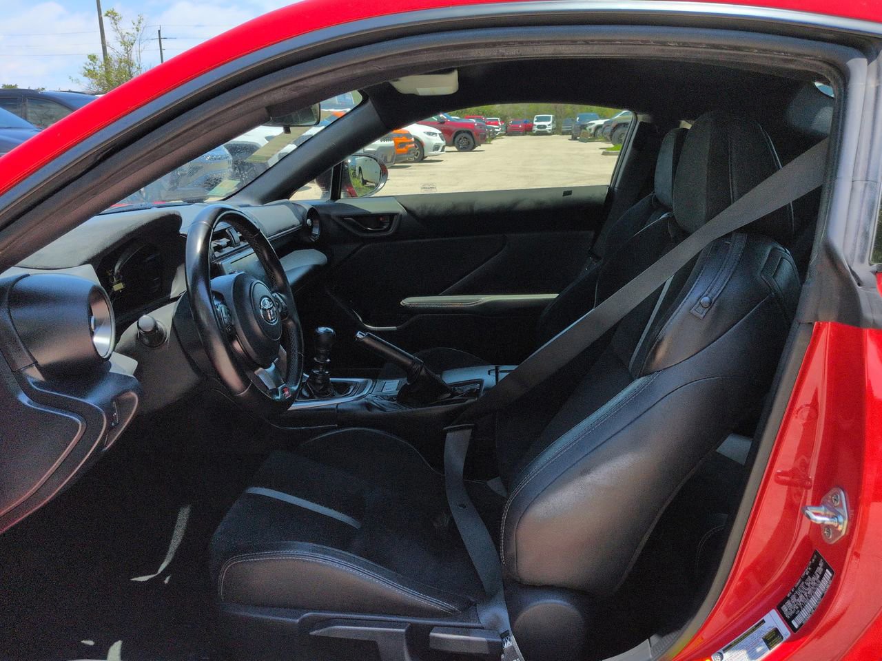 Used 2023  Toyota Premium image 15