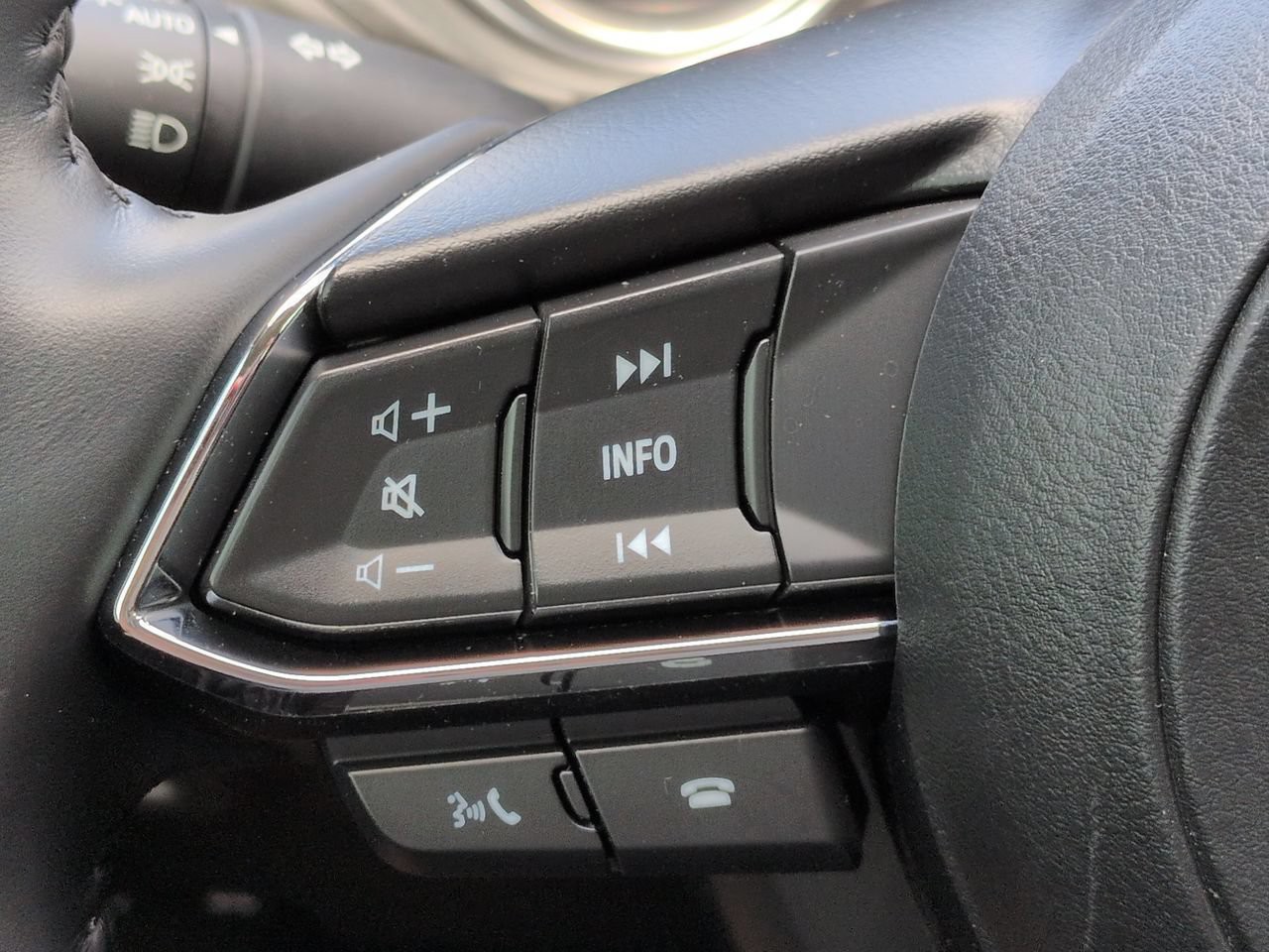 Certified Used 2025 Blue Mazda 2.5 S Select Package image 25