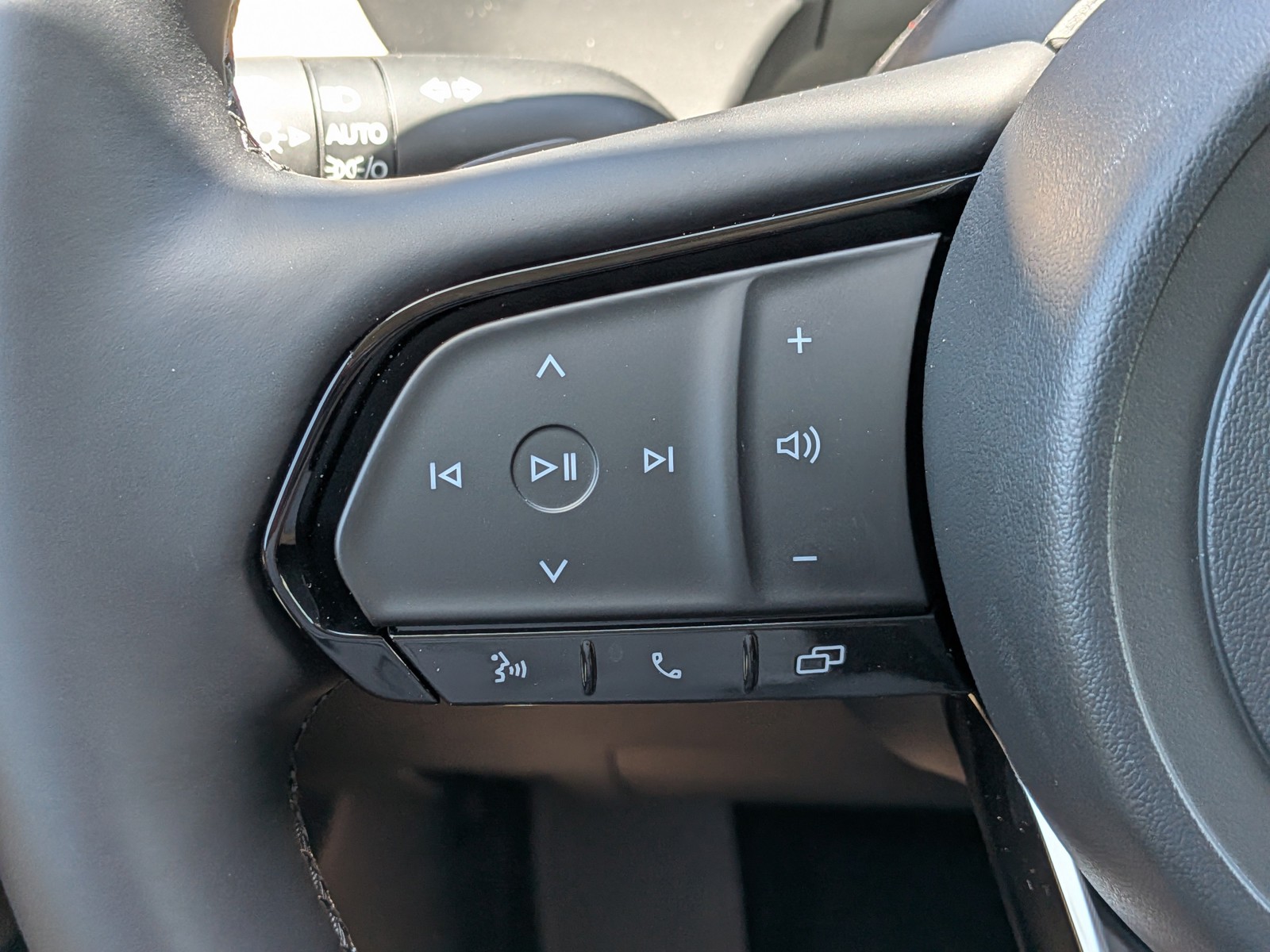 New 2026 White Mazda 2.5 S Premium Plus image 24