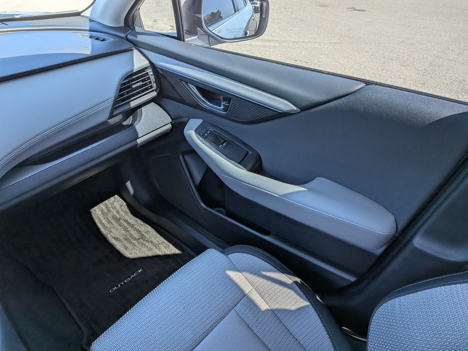 Certified Used 2025 Ice Silver Metallic Subaru Premium image 19