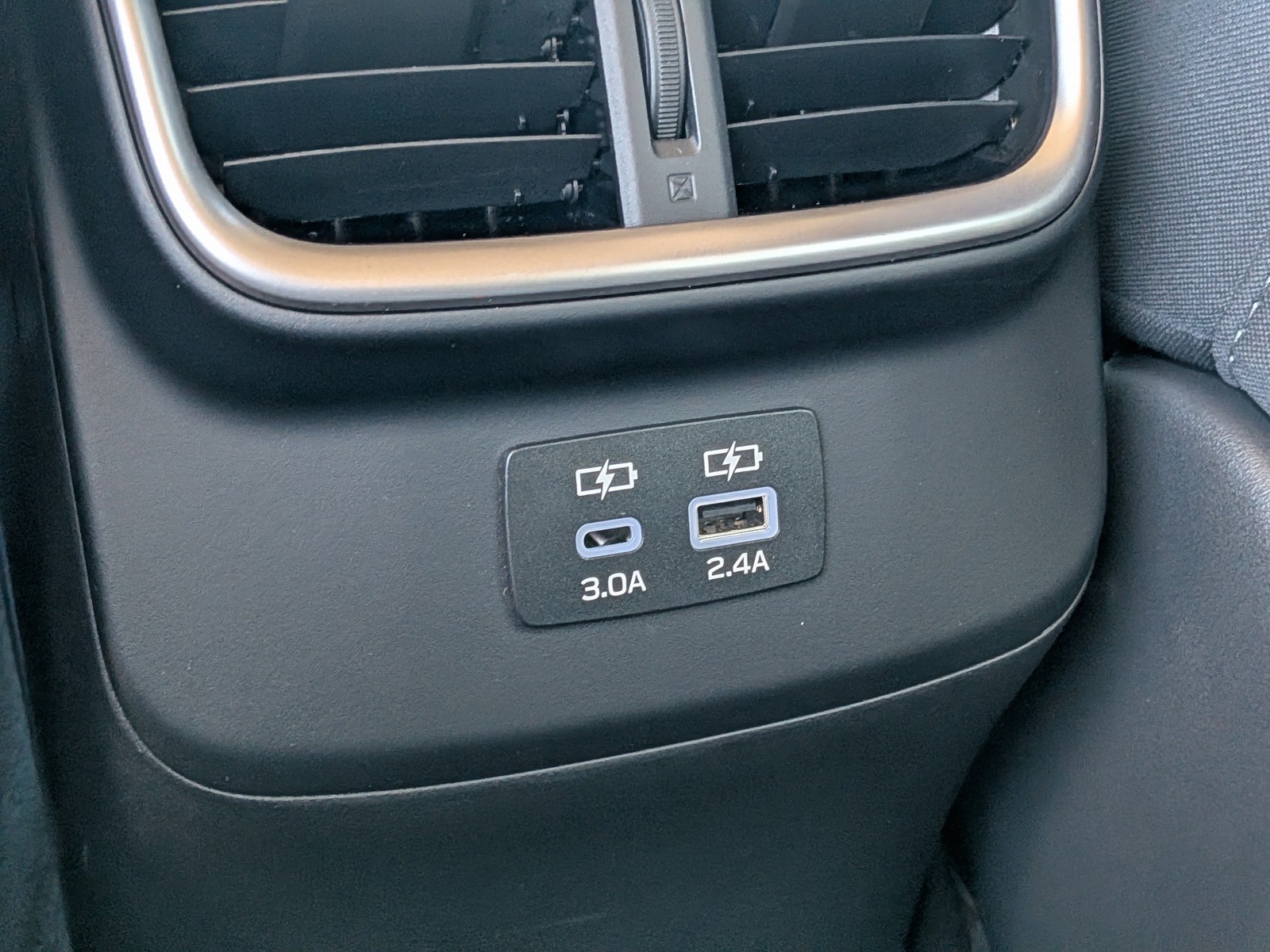 Certified Used 2025 Ice Silver Metallic Subaru Premium image 16