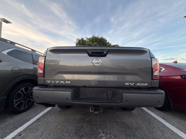 Used 2021 Gun Metallic Nissan SV image 3