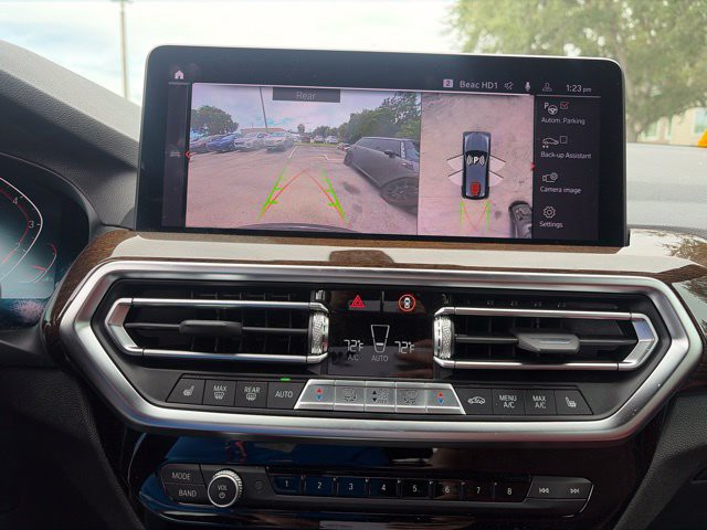 Used 2023 Dark Graphite BMW xDrive30i image 7