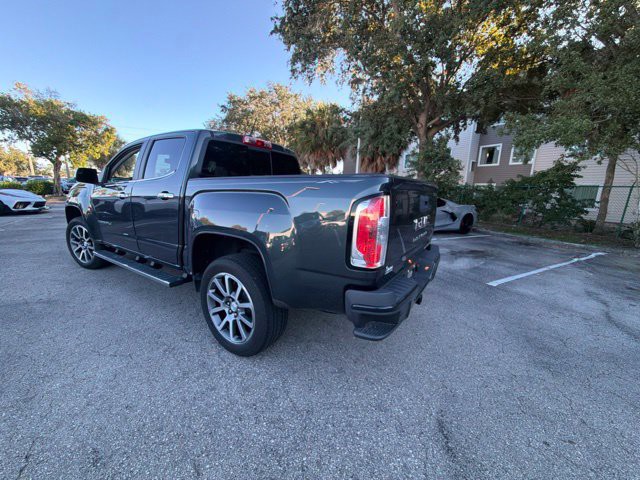 Used 2022 Hunter Metallic GMC 2WD Denali image 2