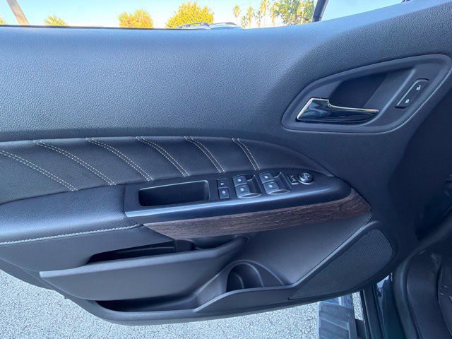 Used 2022 Hunter Metallic GMC 2WD Denali image 7