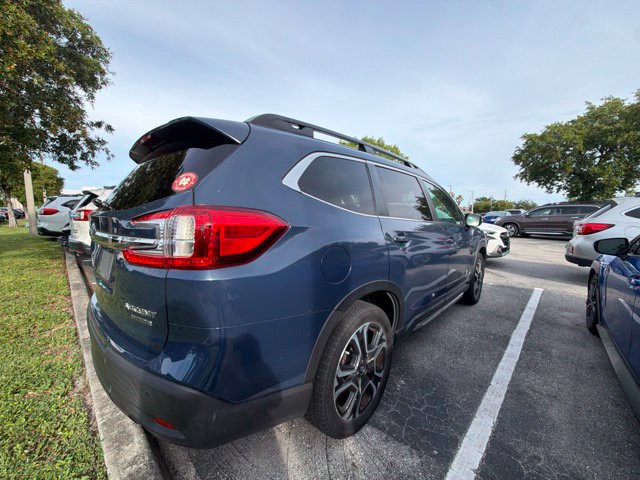 Used 2023 Cosmic Blue Pearl Subaru Limited image 4