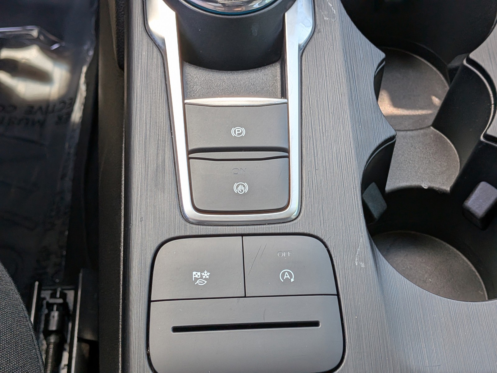 Used 2024 Oxford White Ford Active image 32
