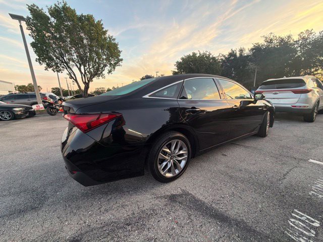 Used 2021 Midnight Black Metallic Toyota Hybrid XLE image 2