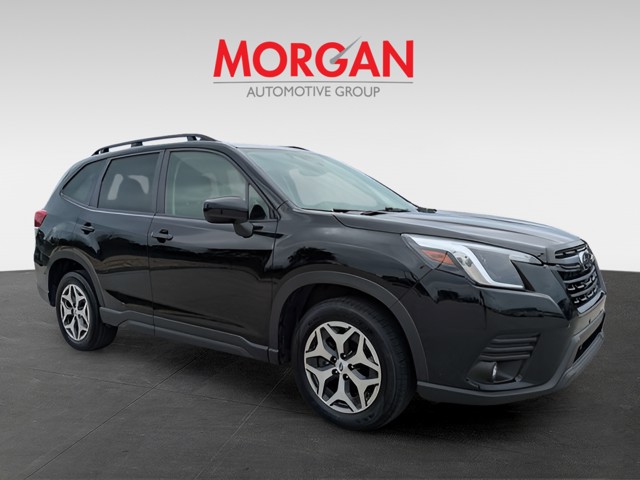 Certified Used 2024 Crystal Black Silica Subaru Premium image 2