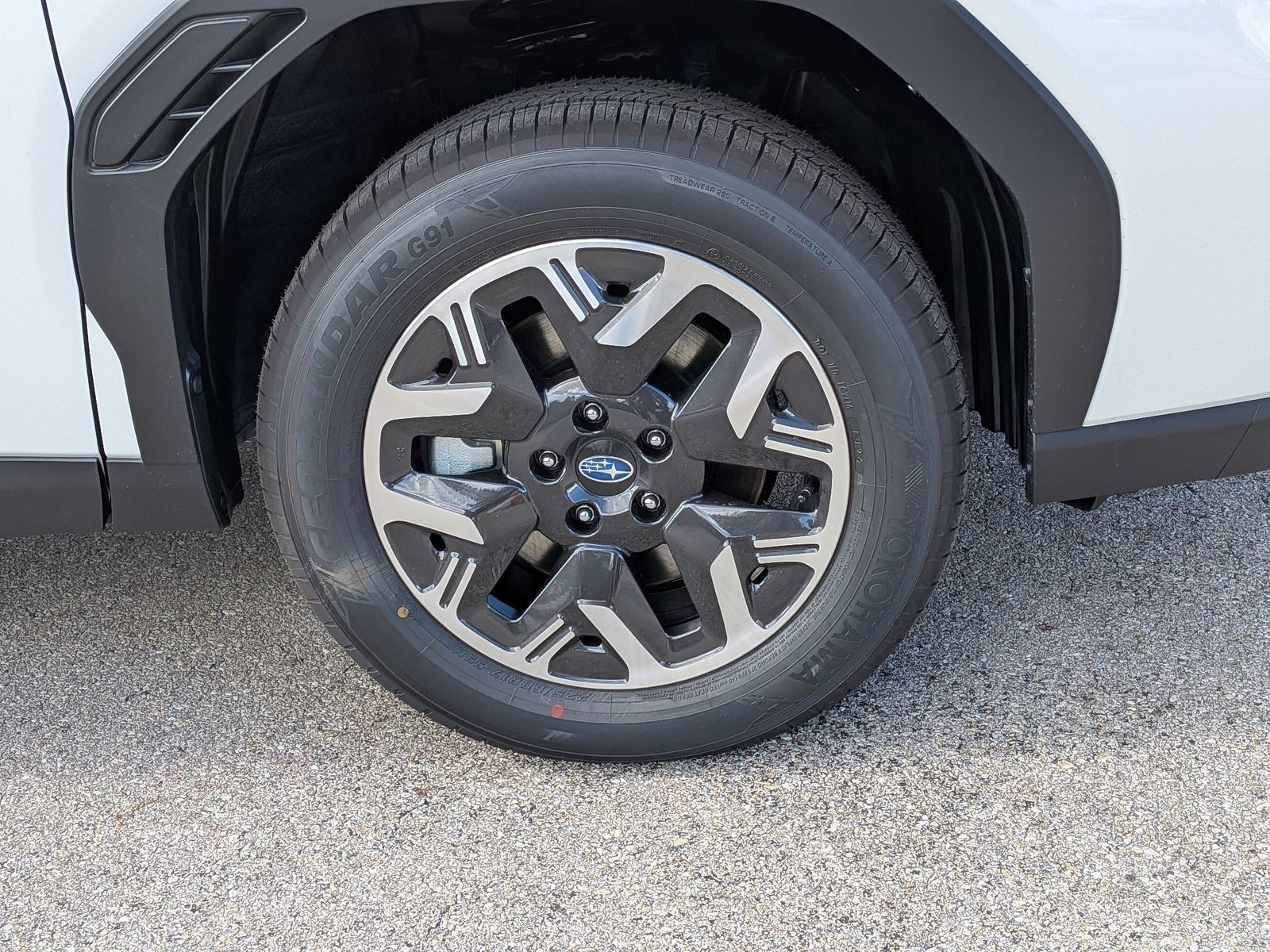 New 2026 Crystal White Pearl Subaru Premium image 10
