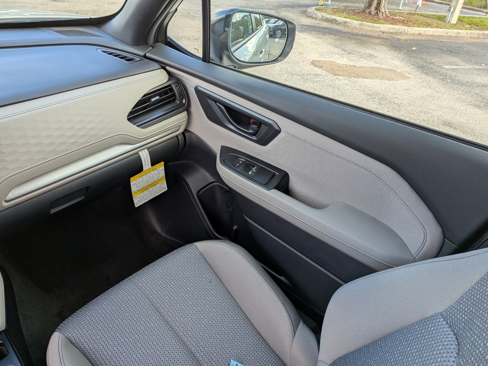 New 2026 Crystal White Pearl Subaru Premium image 18