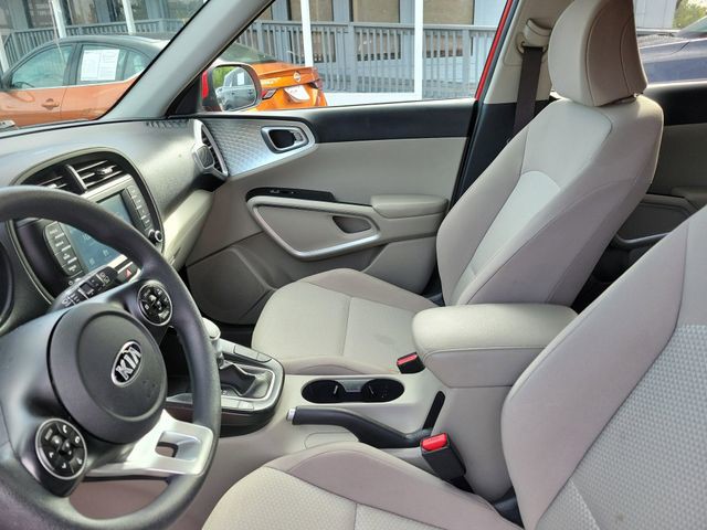 Used 2020 Red Kia LX image 13