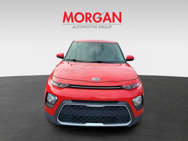 Used 2020 Red Kia LX image 5