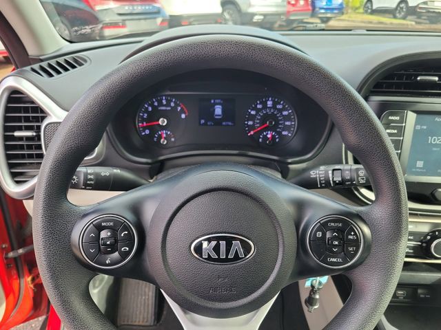 Used 2020 Red Kia LX image 18