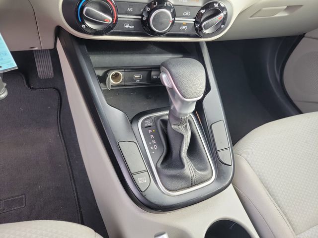 Used 2020 Red Kia LX image 23