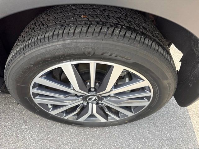 Used 2023 Red Nissan SV image 11