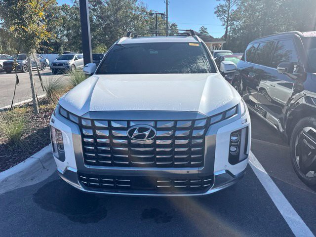 Used 2023 White Hyundai Calligraphy image 2