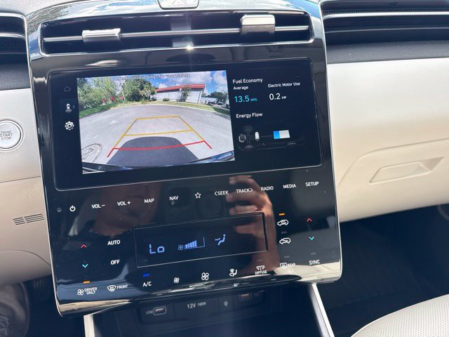 Used 2024  Hyundai SEL Convenience image 16