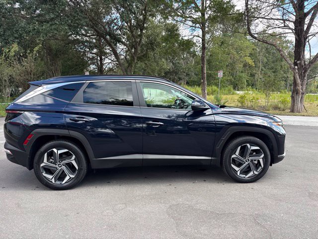 Used 2024  Hyundai SEL Convenience image 2