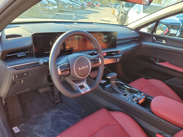 New 2026 White Kia GT-Line image 7