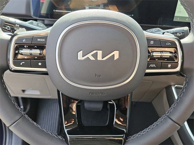 New 2026 White Kia EX image 15