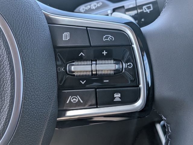New 2026 White Kia EX image 21