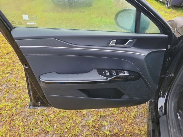 New 2026 Black Kia GT-Line image 5
