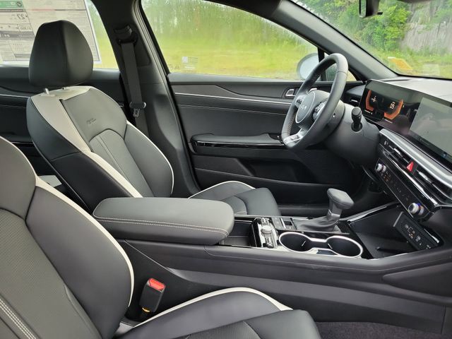 New 2026 Black Kia GT-Line image 32