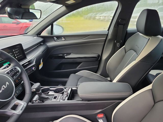 New 2026 Black Kia GT-Line image 8