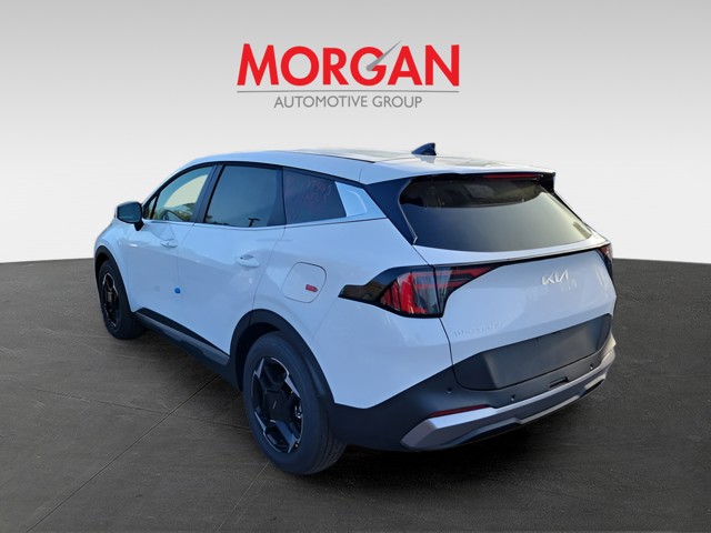 New 2026 White Kia EX image 3