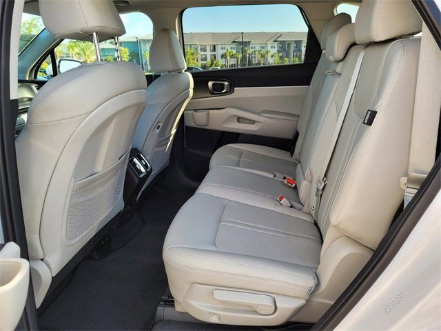 New 2025 White Kia S image 7