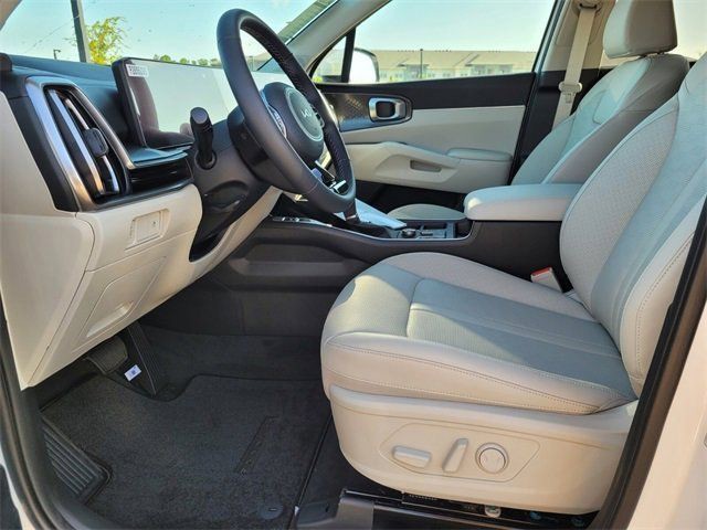 New 2025 White Kia S image 6